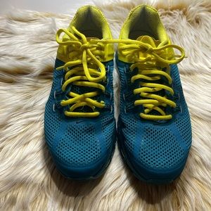 Nike Air Max Women 7.5 Blue and Yellow